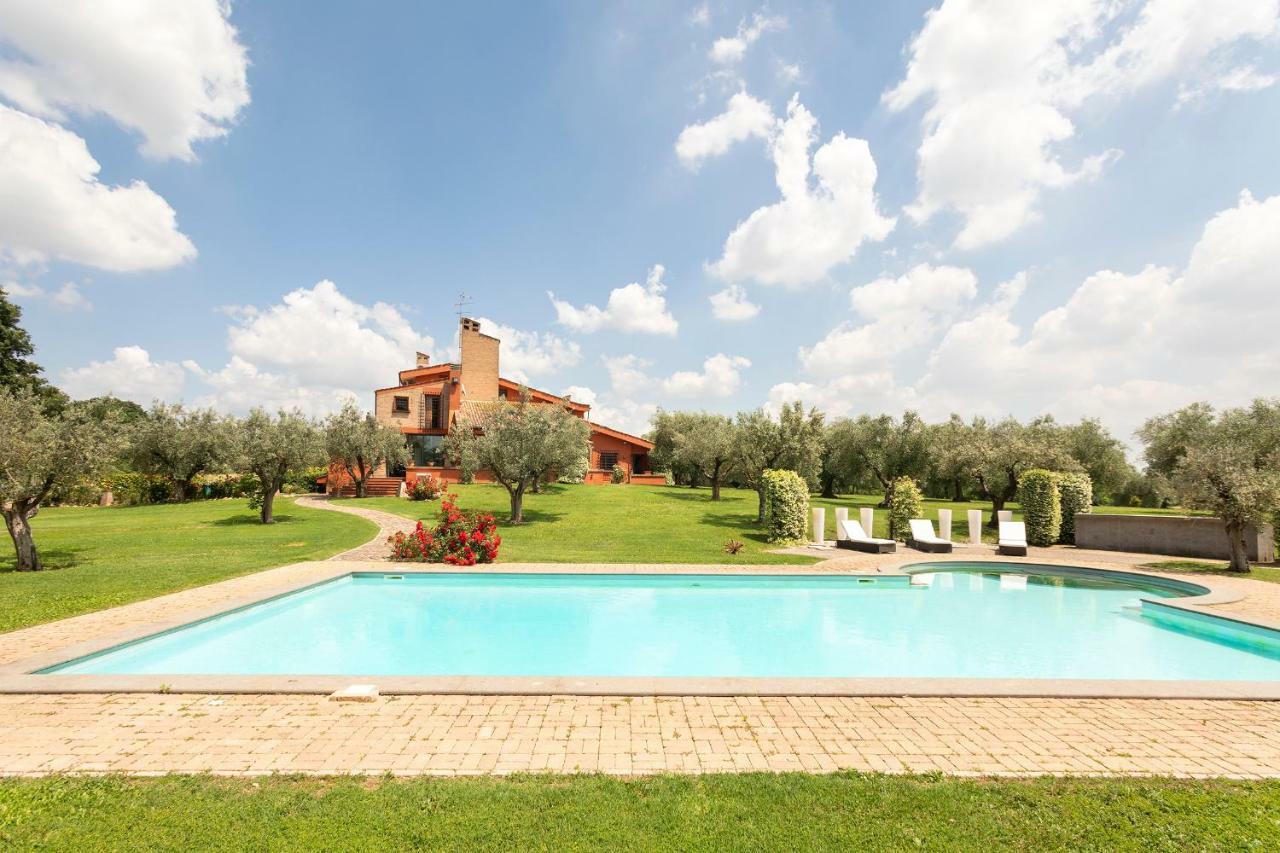 Villa In Via Della Marcigliana Casale Torre San Giovanni 외부 사진