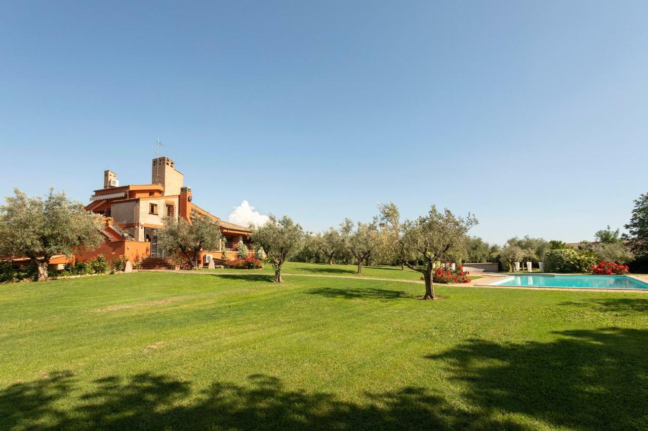 Villa In Via Della Marcigliana Casale Torre San Giovanni 외부 사진
