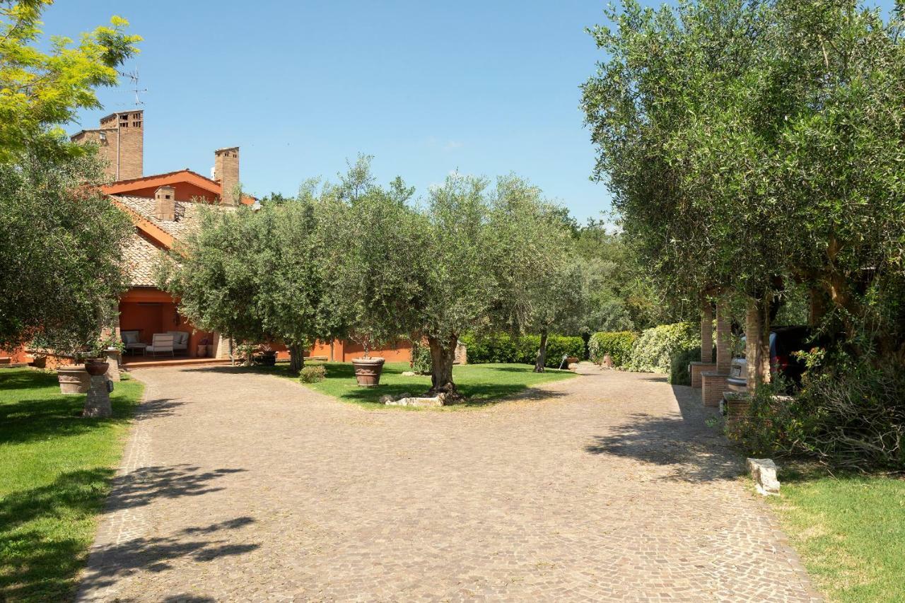 Villa In Via Della Marcigliana Casale Torre San Giovanni 외부 사진