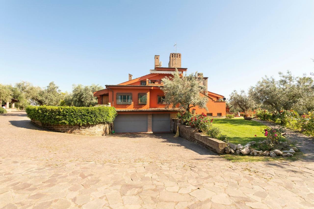 Villa In Via Della Marcigliana Casale Torre San Giovanni 외부 사진